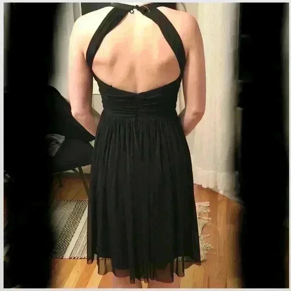 V-Neck Black Midi Dress - Picture 2 of 3